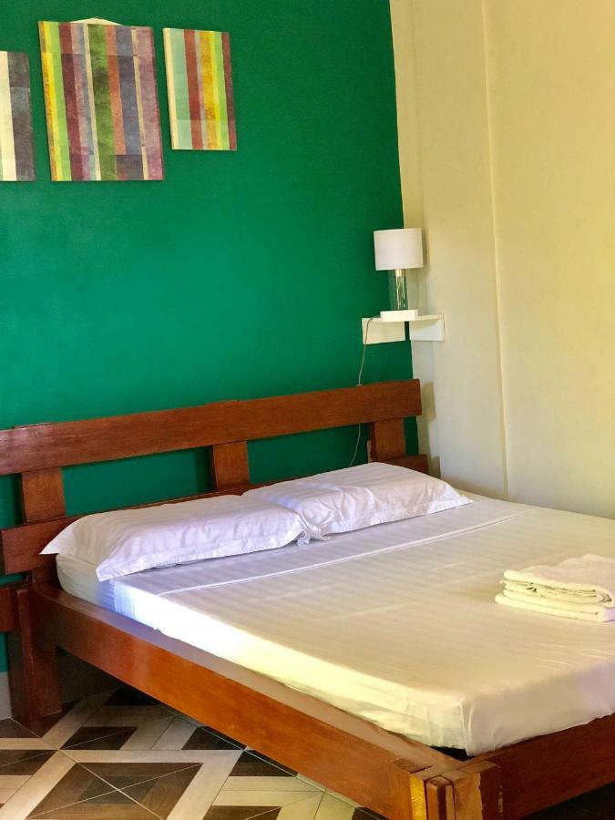 Chaniva-Joy Island View Appartments Đảo Malapascua Ngoại thất bức ảnh
